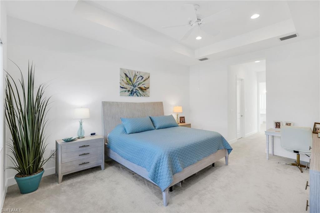 VALENCIA TRAILS - Residential