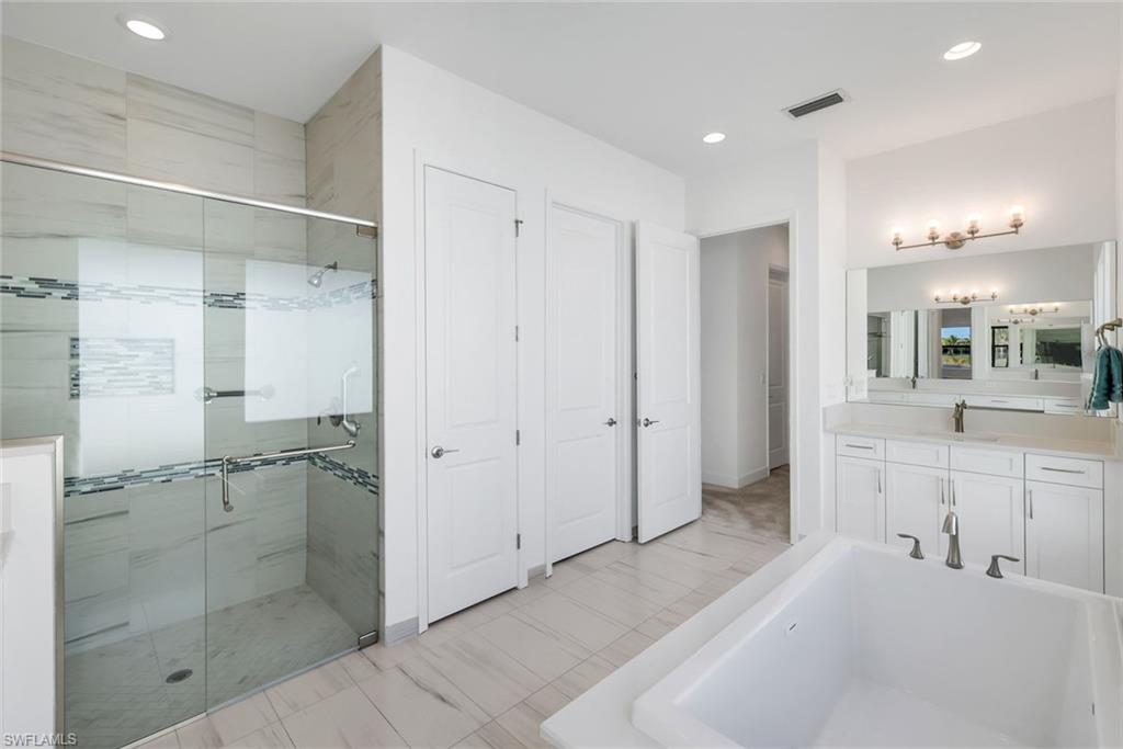 VALENCIA TRAILS - Residential