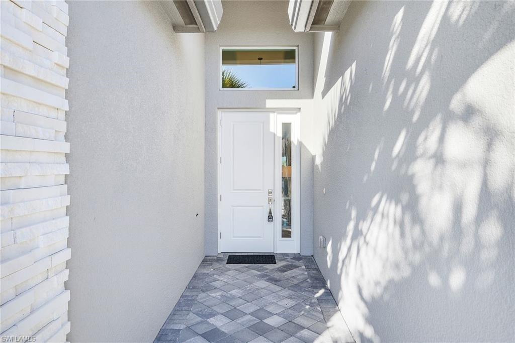 VALENCIA TRAILS - Residential