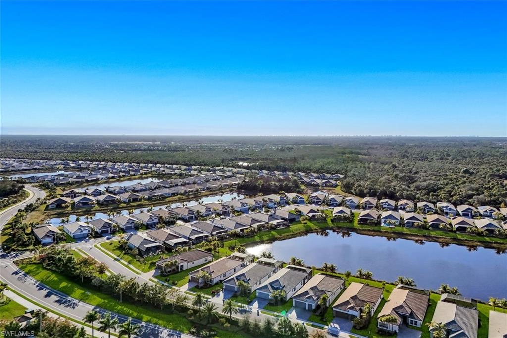 VALENCIA TRAILS - Residential