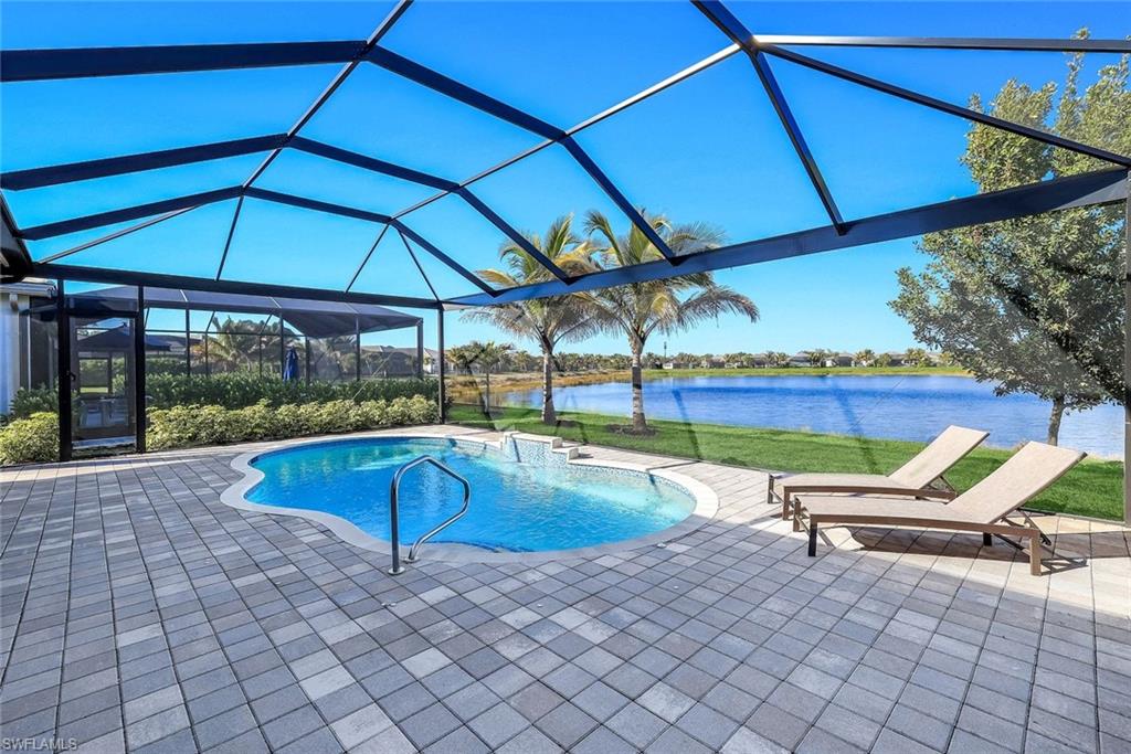 VALENCIA TRAILS - Residential