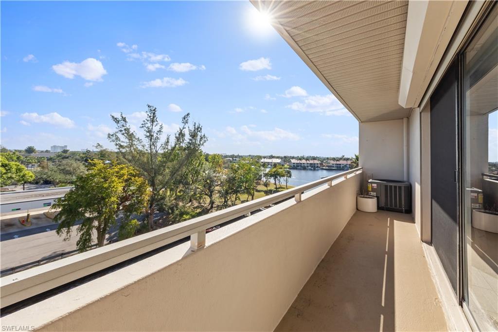 SUNSET TOWERS CONDO - Residential