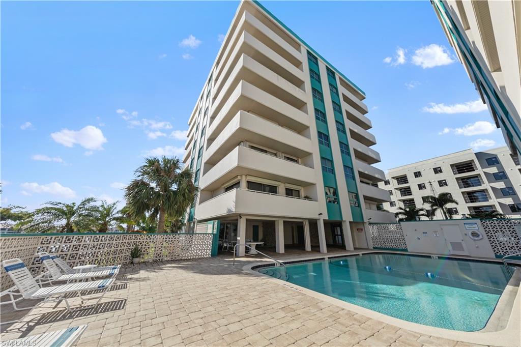 SUNSET TOWERS CONDO - Residential