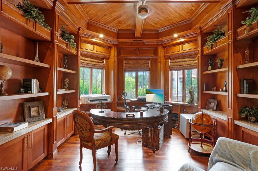 OAKES ESTATES - Residential