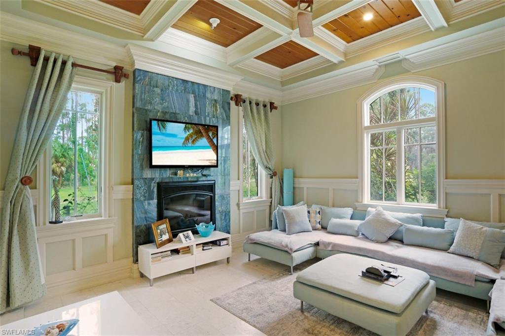 OAKES ESTATES - Residential