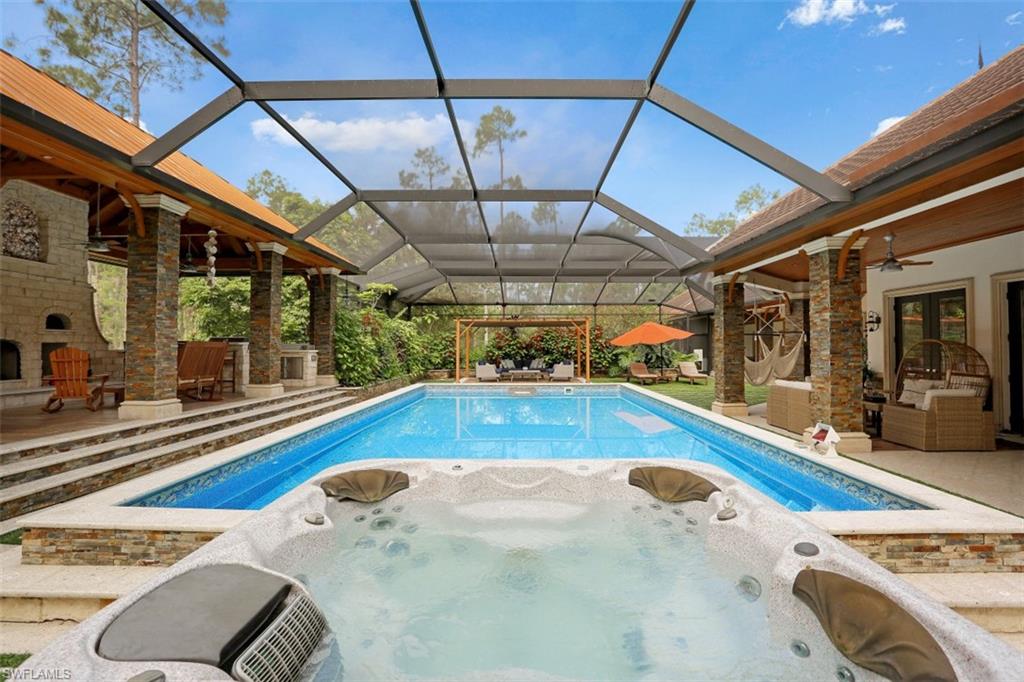 OAKES ESTATES - Residential