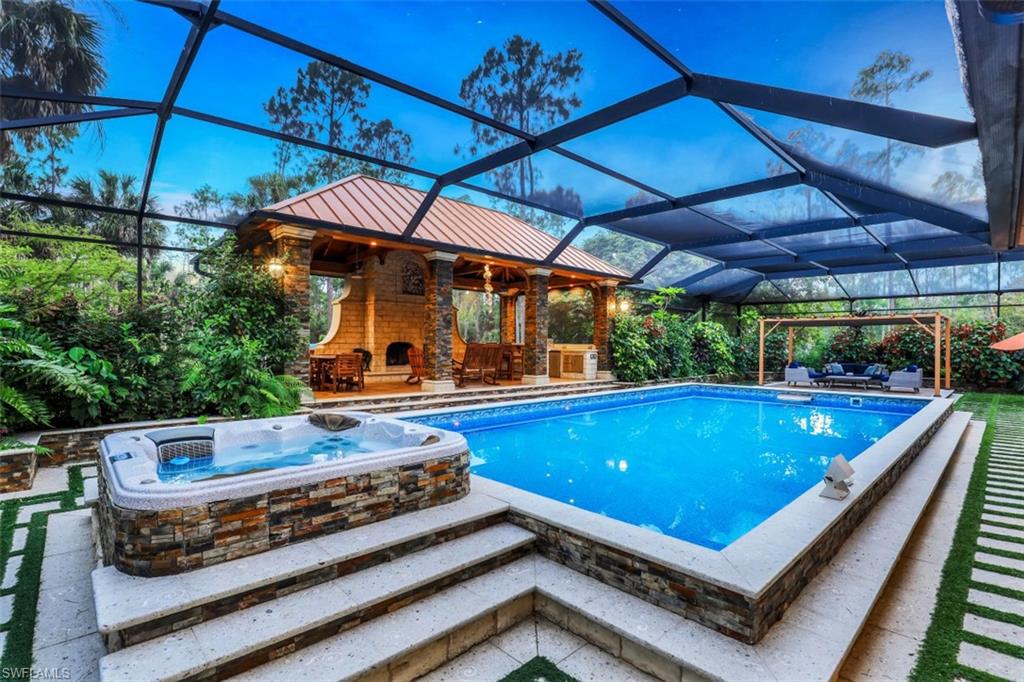 OAKES ESTATES - Residential