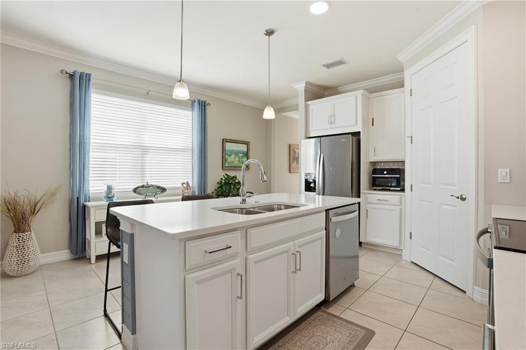 28378 Captiva Shell LOOP
