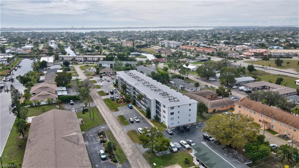 CAPEWAY CONDO - Residential