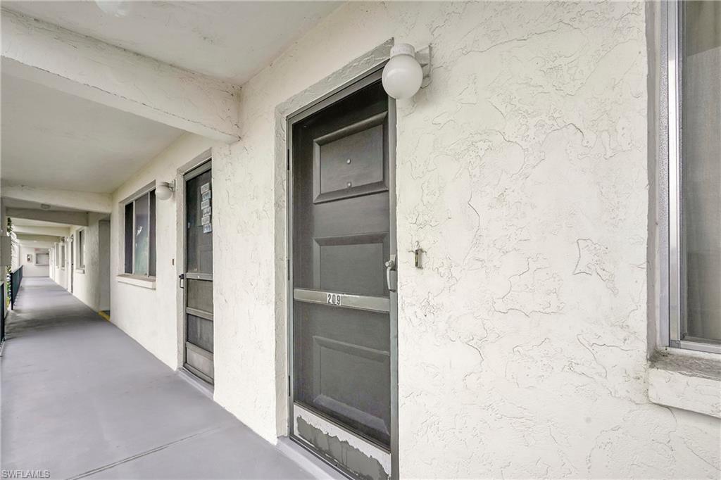 CAPEWAY CONDO - Residential