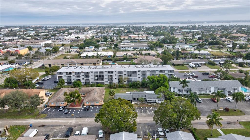 CAPEWAY CONDO - Residential