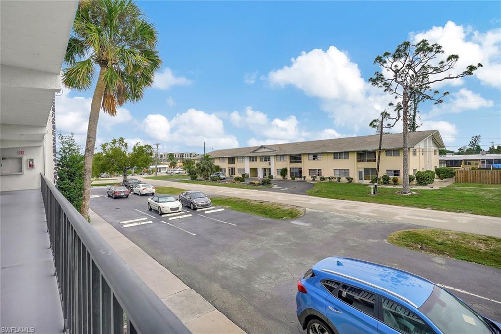 CAPEWAY CONDO - Residential
