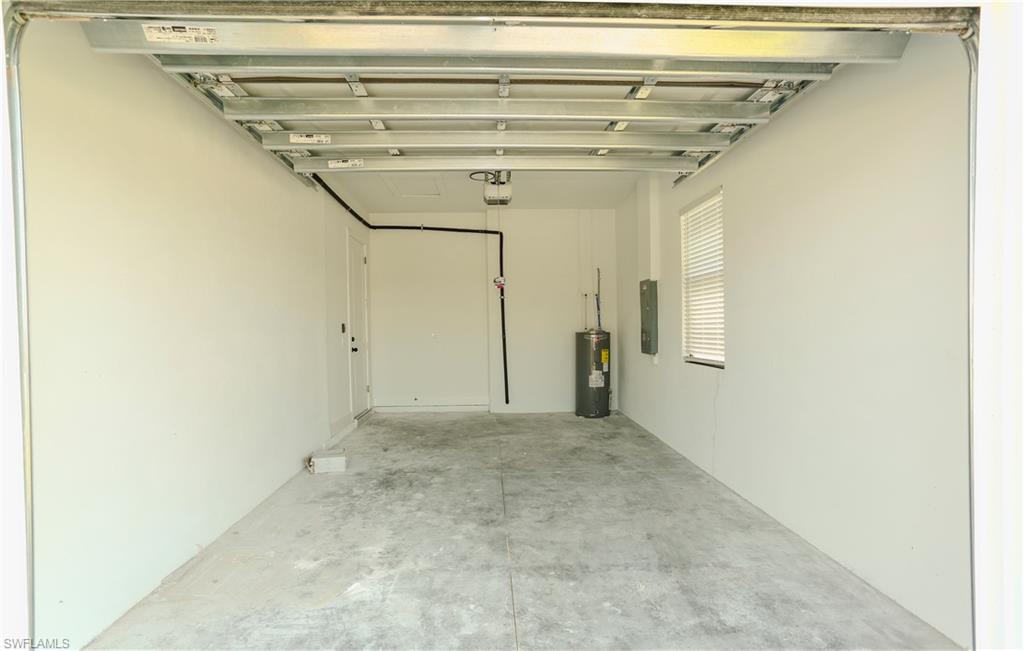 LEHIGH ESTATES - Residential Lease