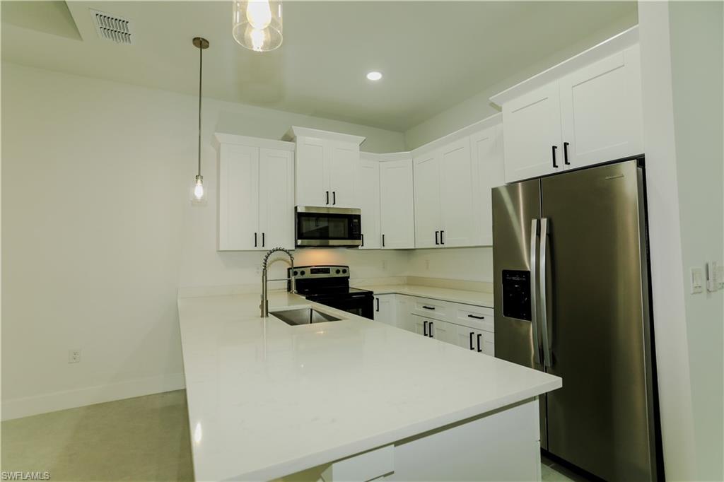 LEHIGH ESTATES - Residential Lease