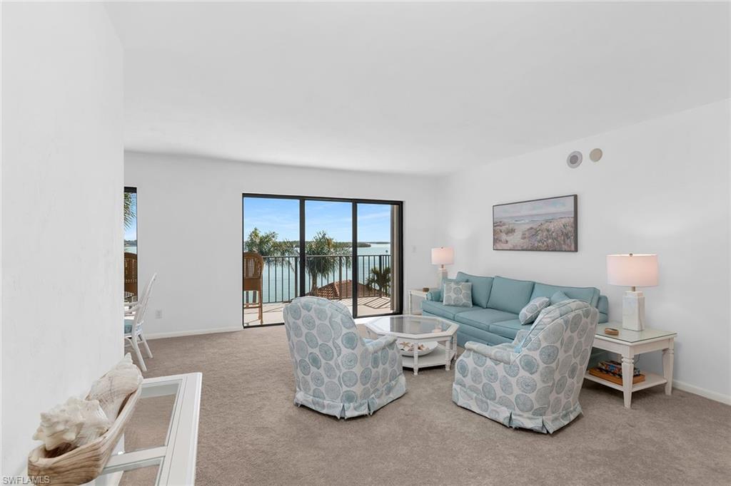 SHIPPS LANDING - Residential