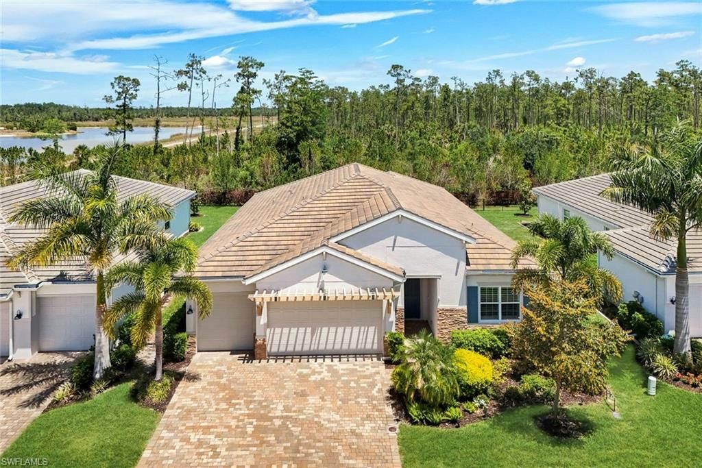 Photo of 28105 Captiva Shell LOOP, BONITA SPRINGS, FL 34135 (MLS # 226017953)