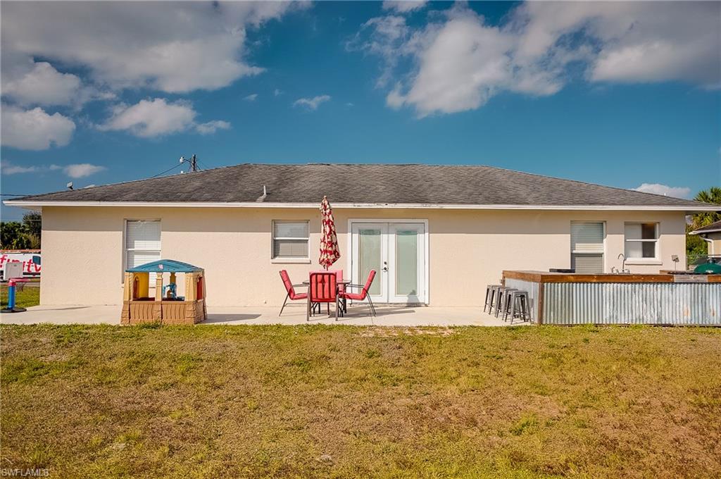 GOLDEN GATE ESTATES - Residential