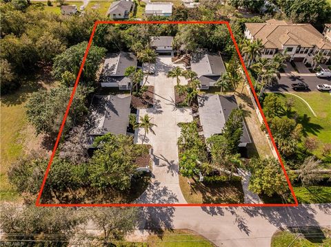 2616 Lakeview DR NAPLES FL 34112