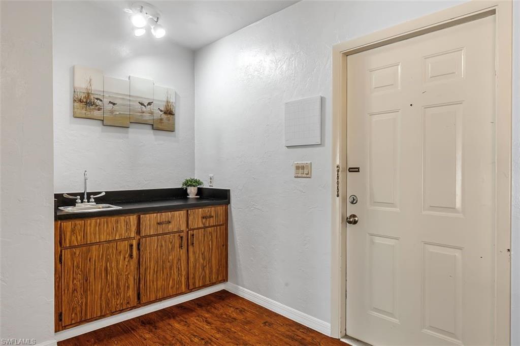 YORKTOWNE CONDO - Residential