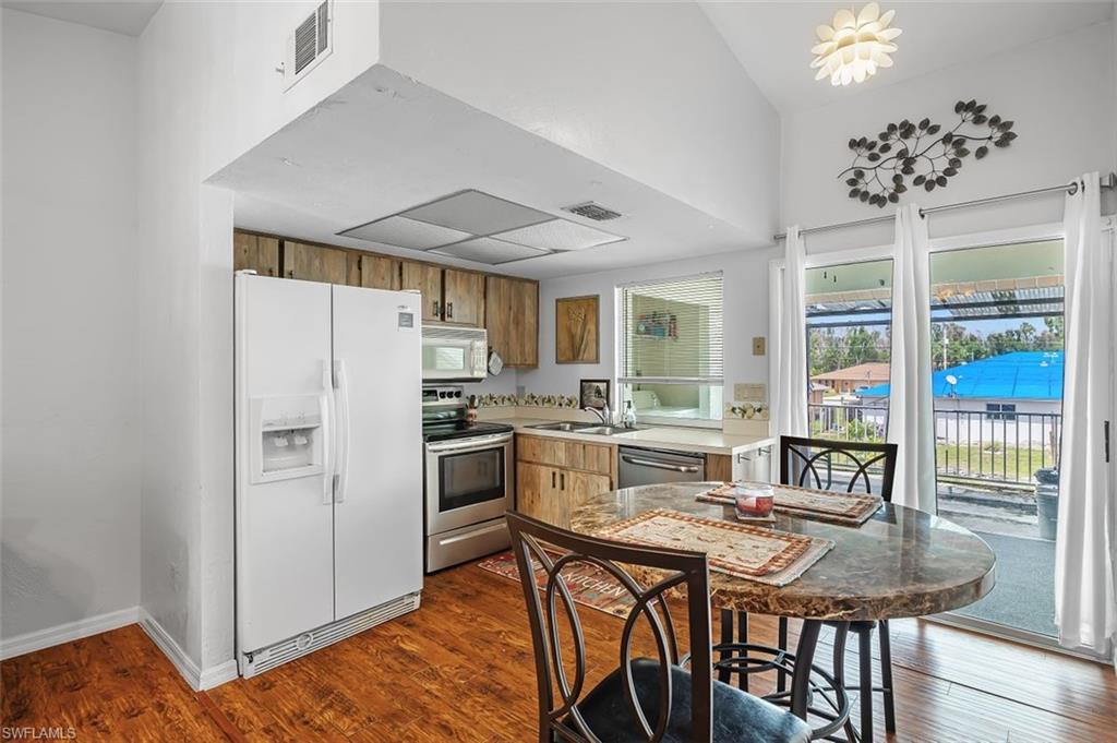 YORKTOWNE CONDO - Residential