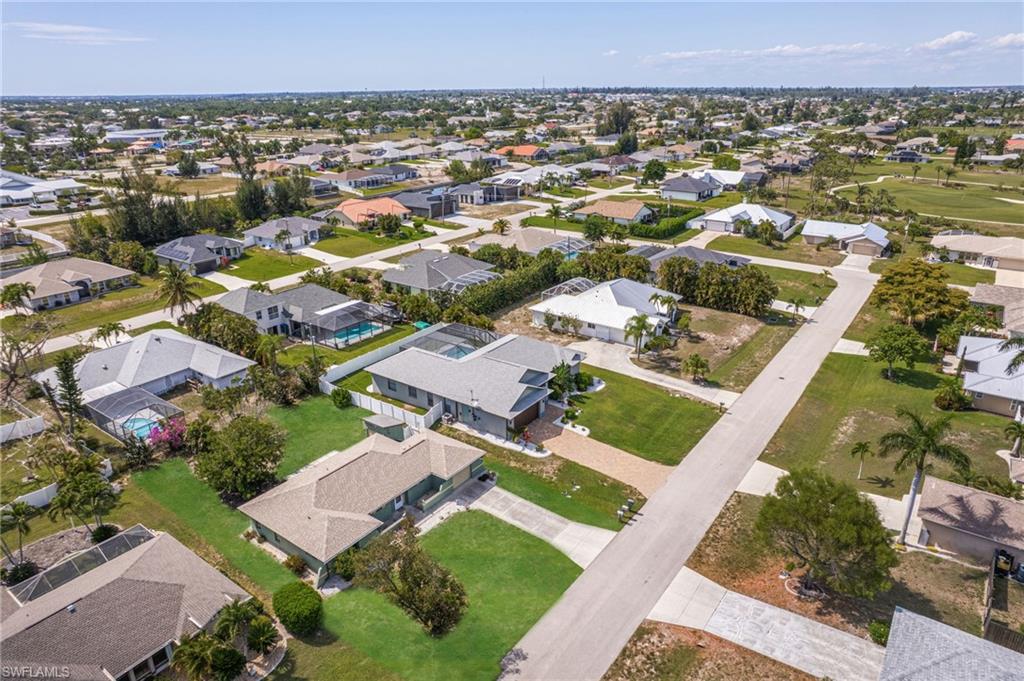 CAPE CORAL - Residential