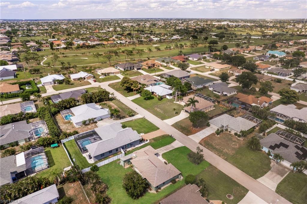 CAPE CORAL - Residential