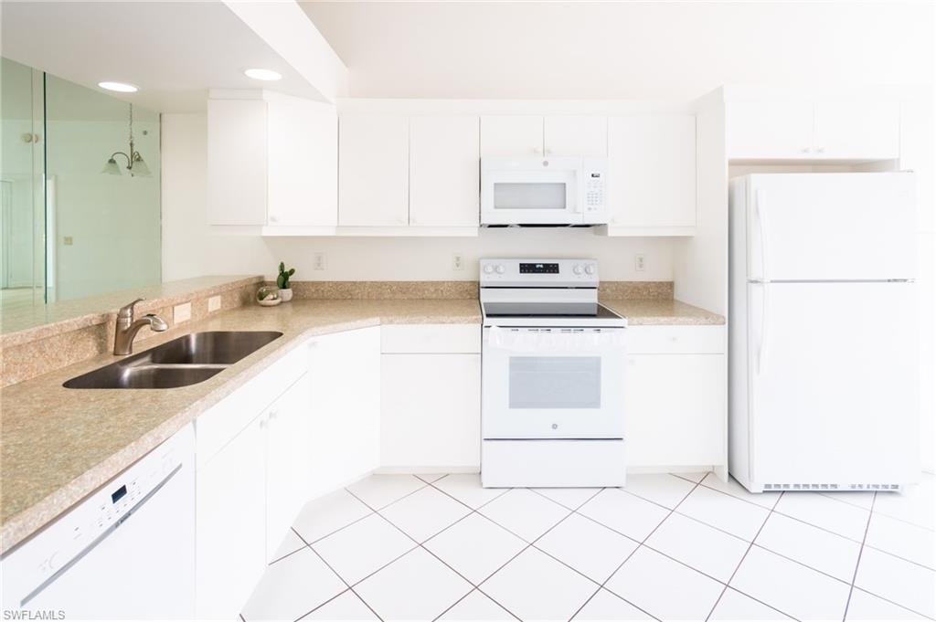 FALLING WATERS BEACH RESORT - Residential