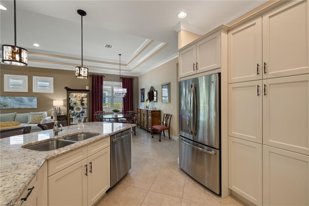 ISLES OF COLLIER PRESERVE - Residential