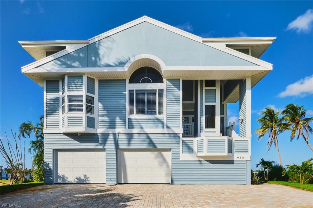 950 San Carlos DR