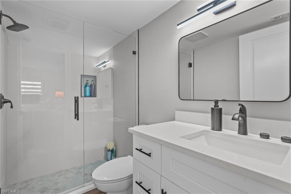 BANYAN CLUB - Residential