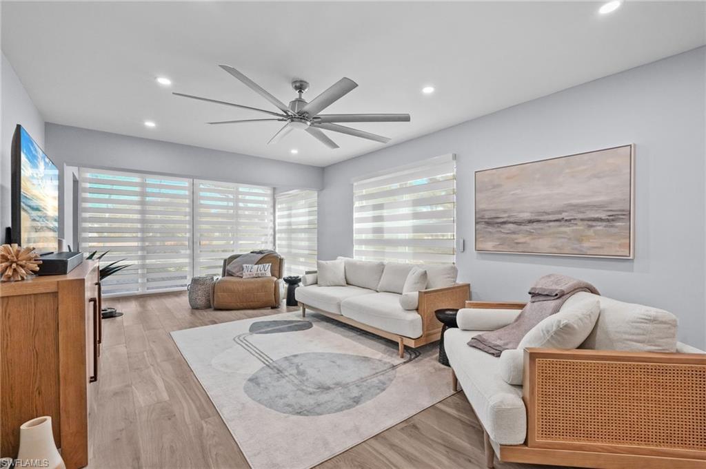 BANYAN CLUB - Residential