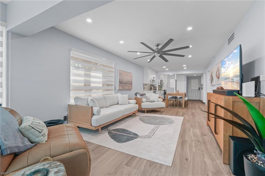 BANYAN CLUB - Residential