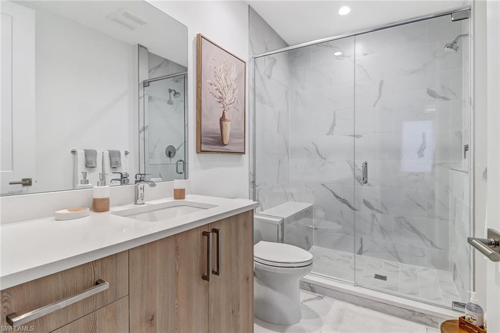 ELEVEN ELEVEN CENTRAL - Residential Lease