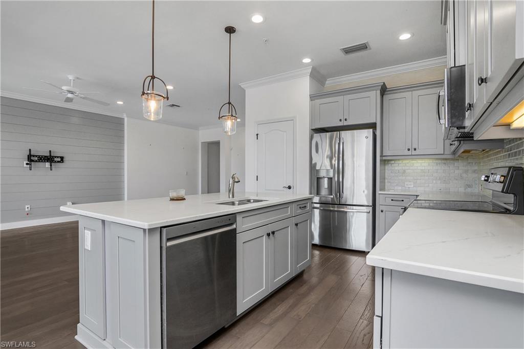 RICHMOND PARK - Residential