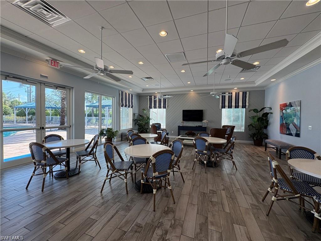 RICHMOND PARK - Residential