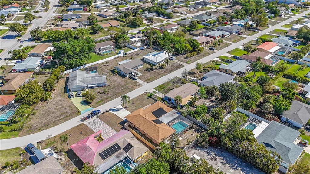 CAPE CORAL - Residential