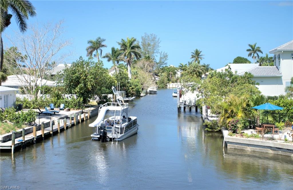 3212 Bayshore DR