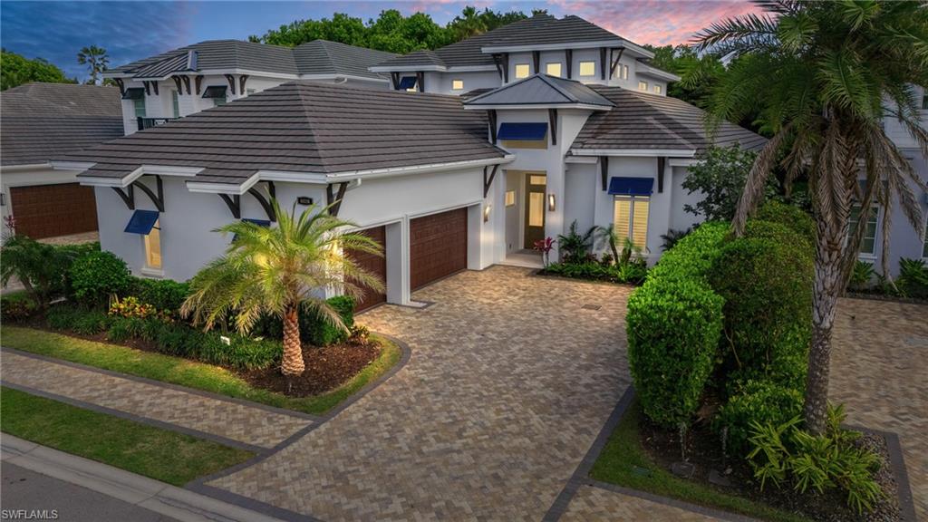 WINDWARD ISLE - Residential