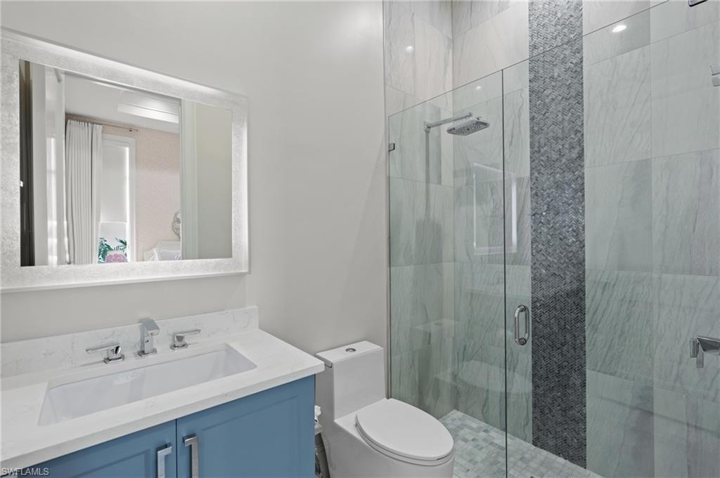 WINDWARD ISLE - Residential