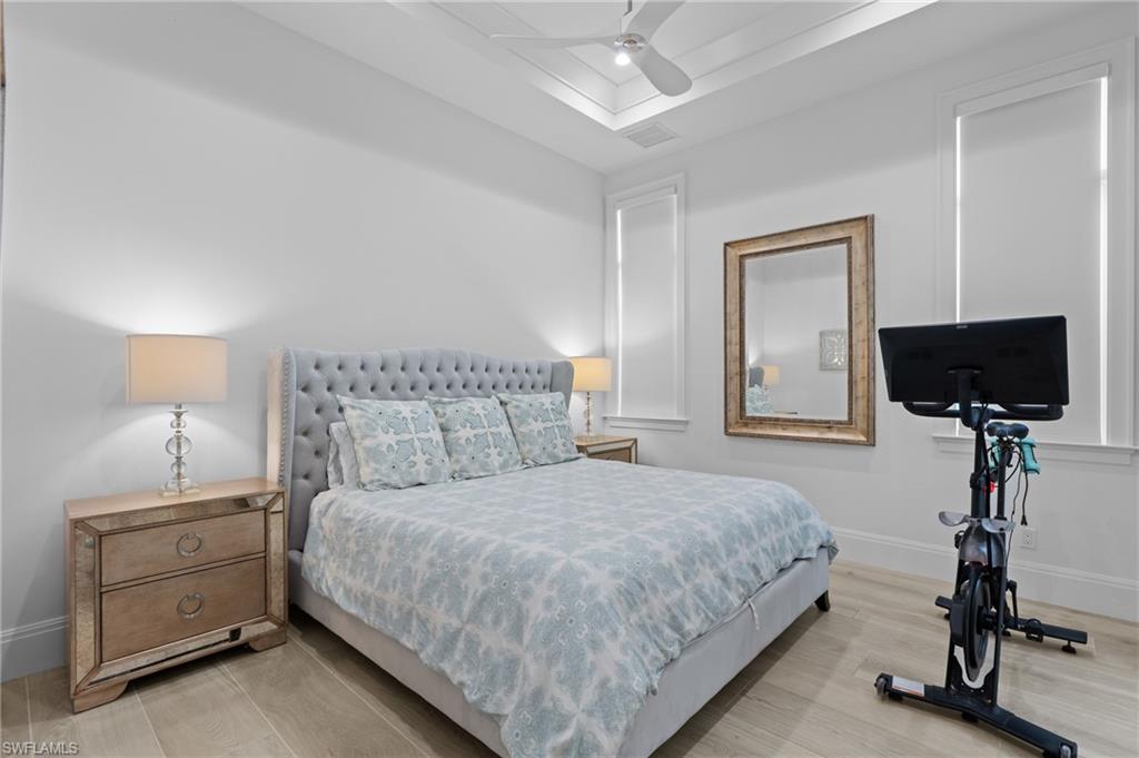 WINDWARD ISLE - Residential