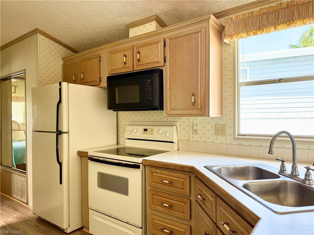 IMPERIAL WILDERNESS - Residential