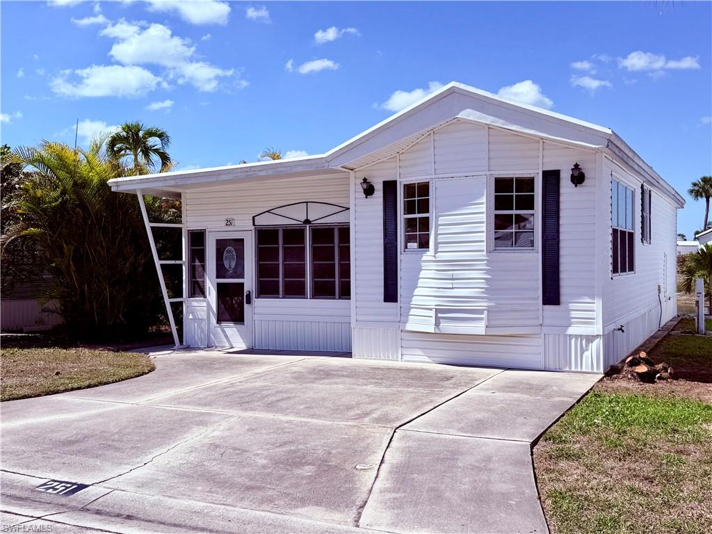 IMPERIAL WILDERNESS - Residential