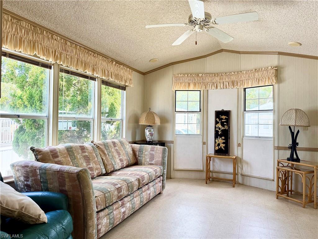 IMPERIAL WILDERNESS - Residential