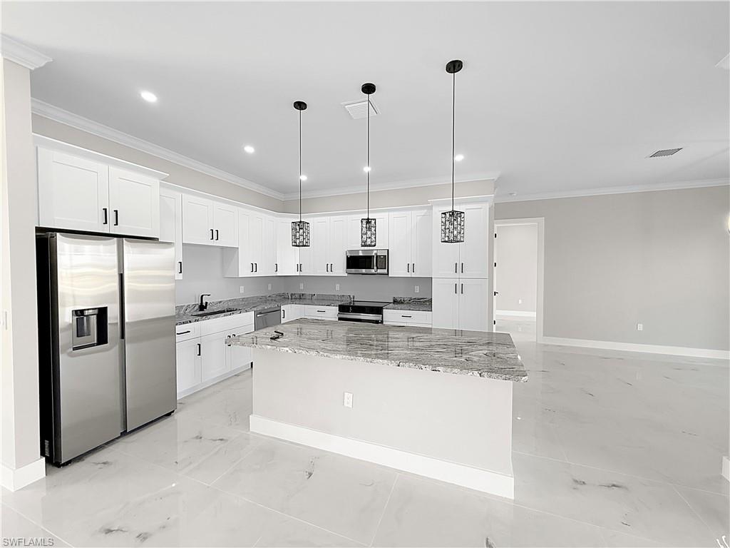 CAPE CORAL - Residential Lease