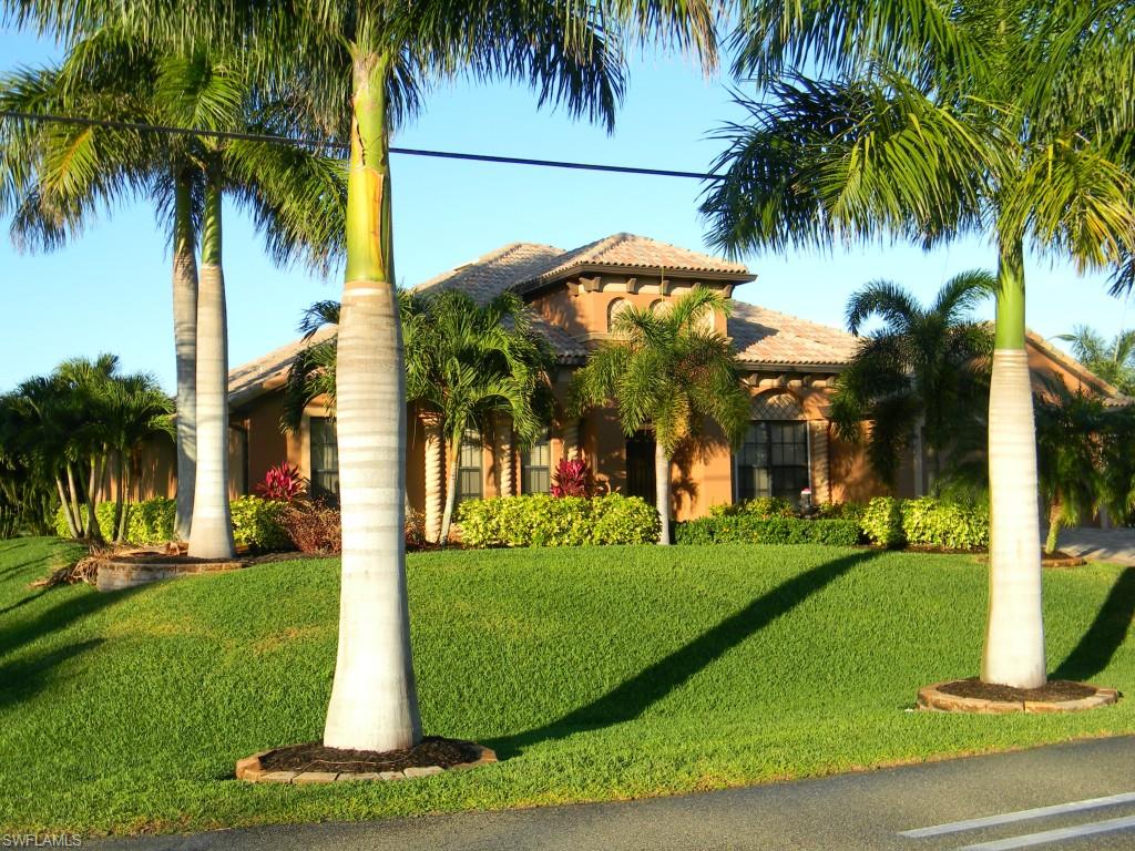CAPE CORAL - Residential