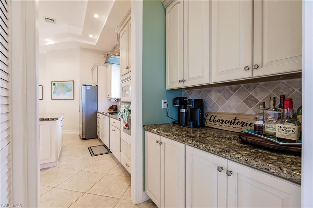 MARCO ISLAND - Residential Lease