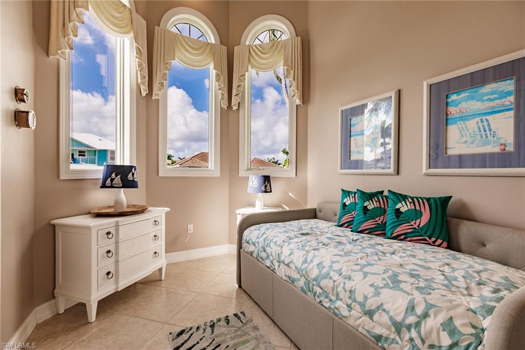 MARCO ISLAND - Residential Lease