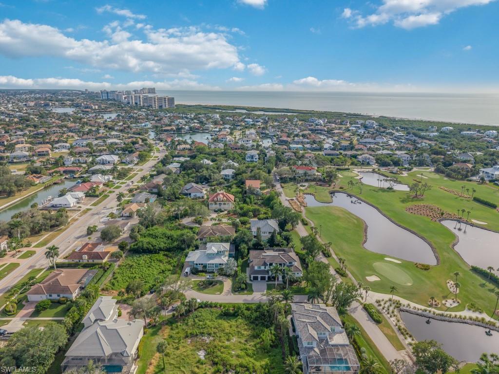 HIDEAWAY BEACH - Land