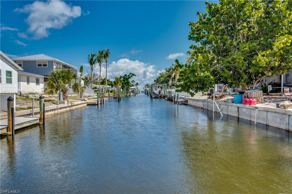 KNIGHTS BOKEELIA ISLE - Residential