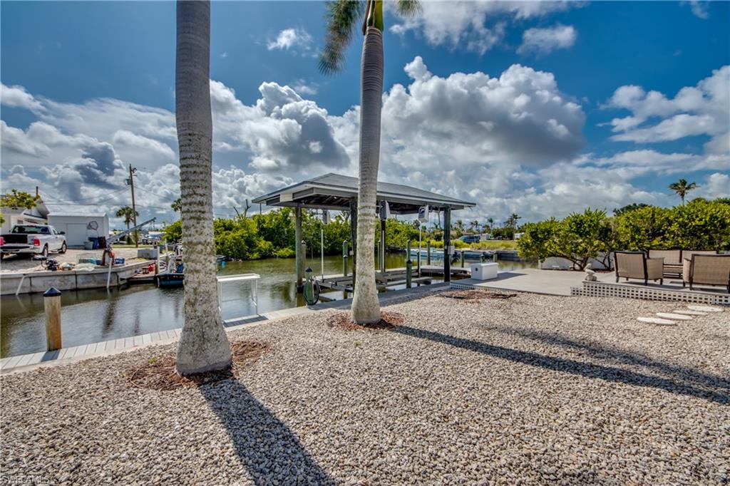 KNIGHTS BOKEELIA ISLE - Residential